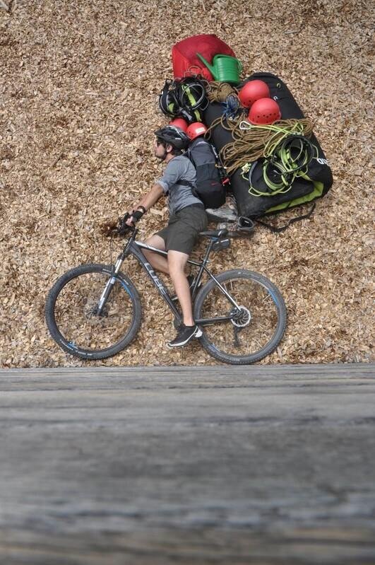 Gepäcktransport mit dem Fahrrad | © JDAV/Lena Behrendes